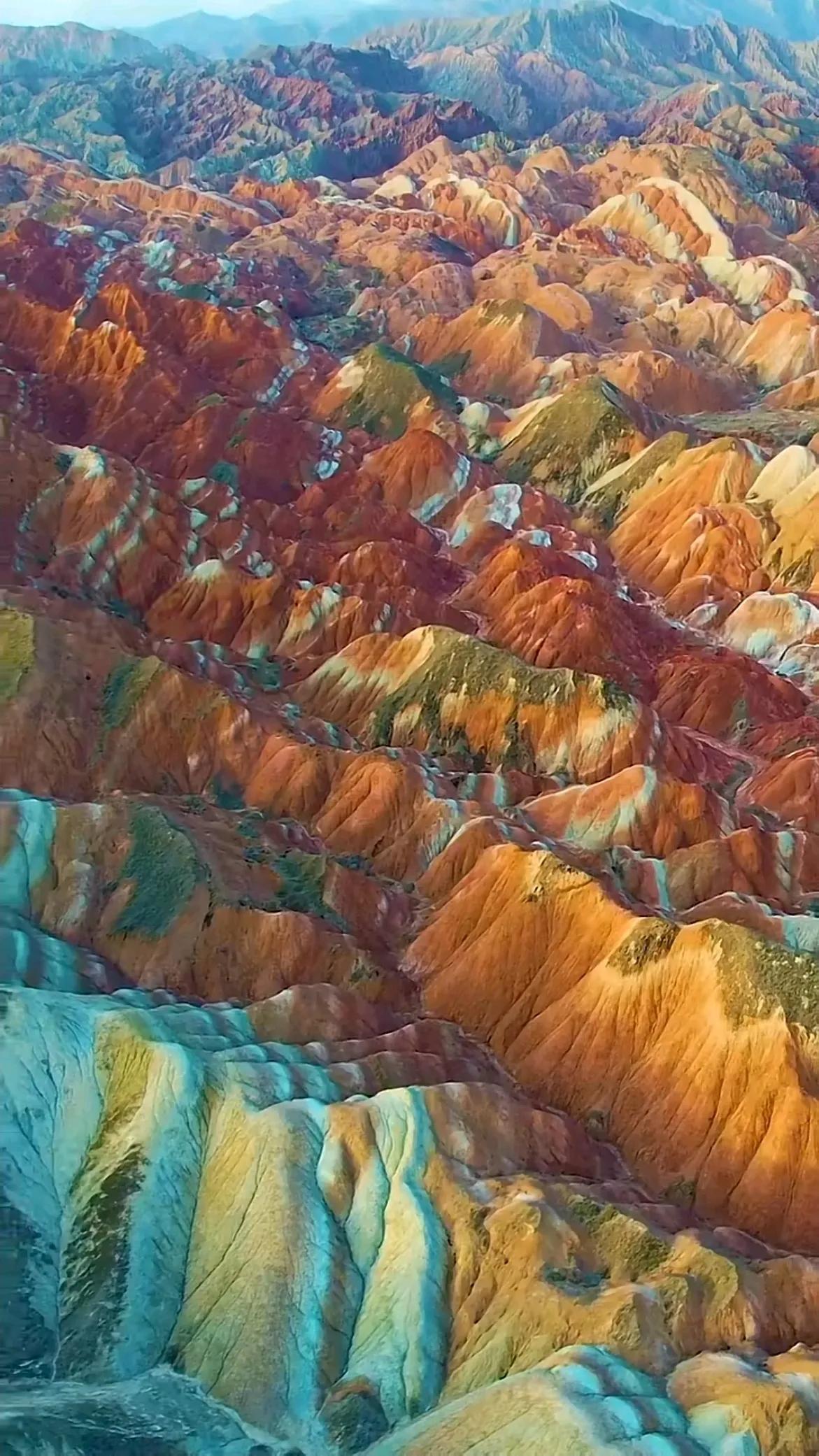 甘肃之光，高科技产品重塑生活，引领未来新纪元